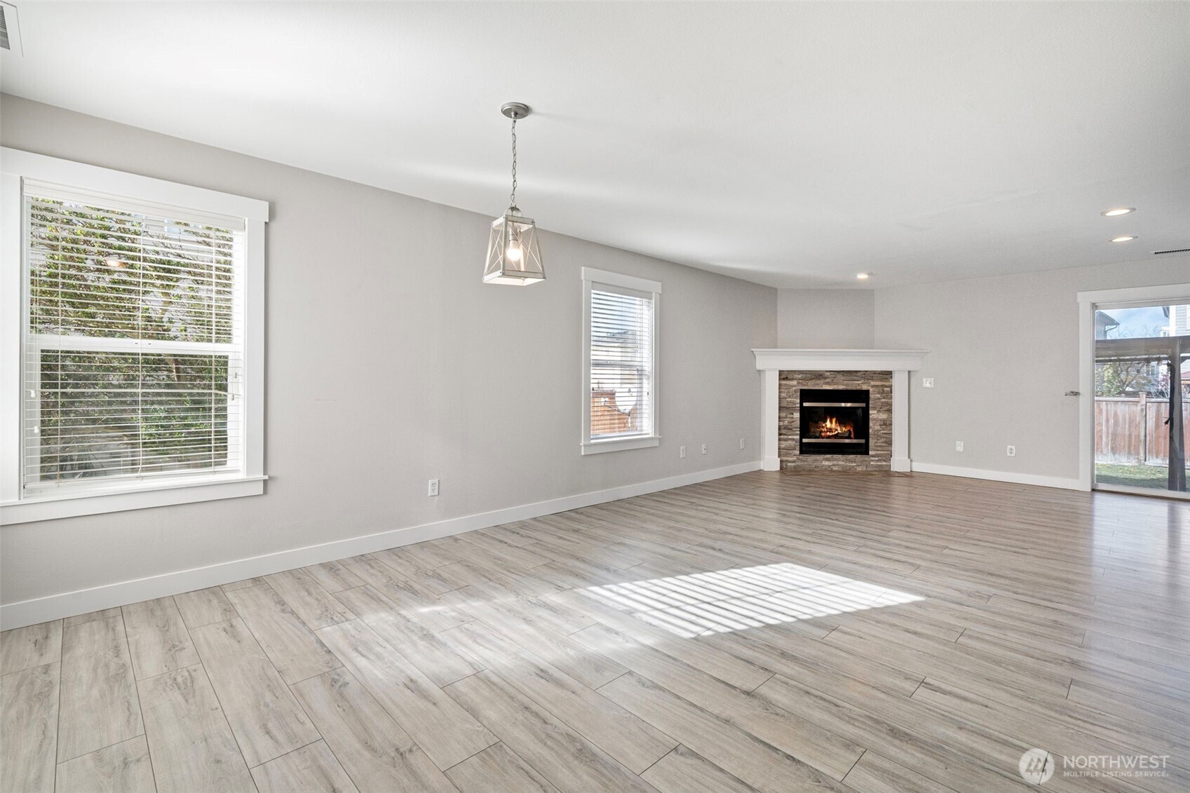 9547 187th Street Ct E