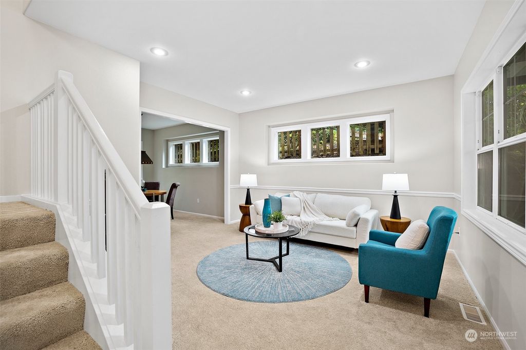 Photo of 3622 212th Place SE, Sammamish, WA 98075 (MLS # 2247704)