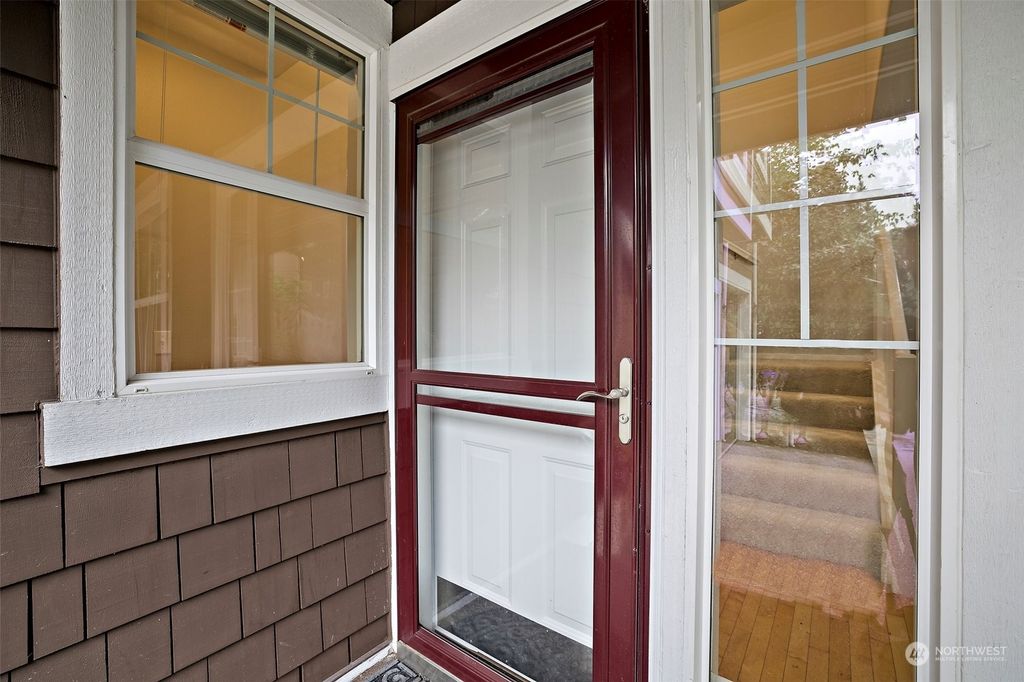 Photo of 3622 212th Place SE, Sammamish, WA 98075 (MLS # 2247704)