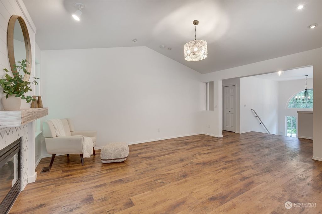 Photo of 14310 214th Place SE, Snohomish, WA 98296 (MLS # 2101976)