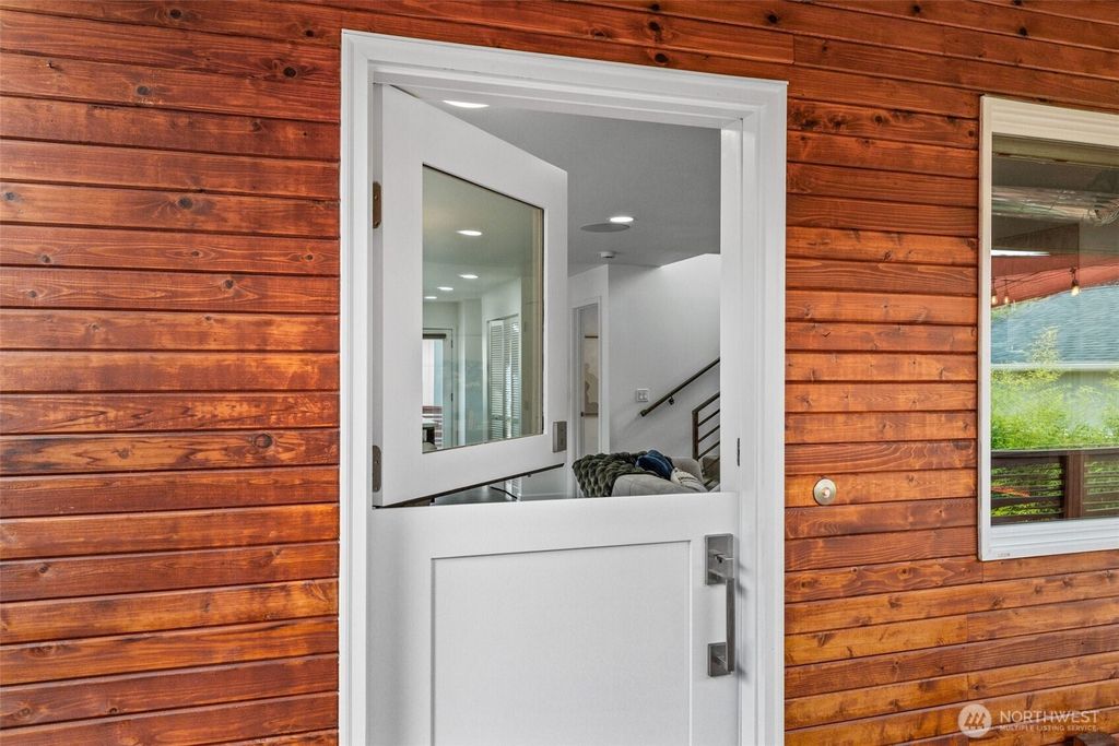 Photo of 4916 SW Dawson Street, Seattle, WA 98136 (MLS # 2367785)