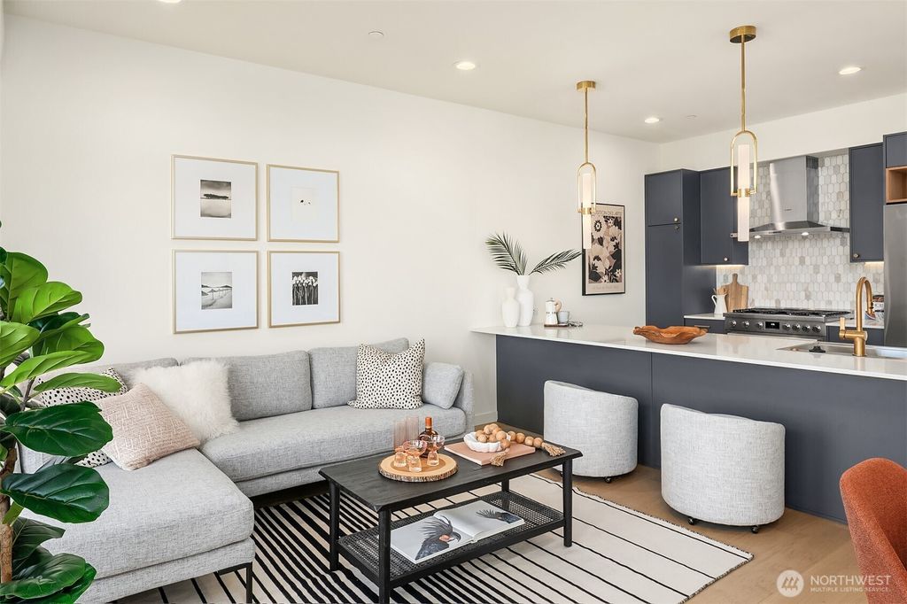 Photo of 1244 15th Avenue E #9, Seattle, WA 98112 (MLS # 2445289)