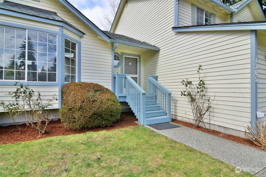 Photo of 1305 137th Street SE, Mill Creek, WA 98012 (MLS # 2042845)