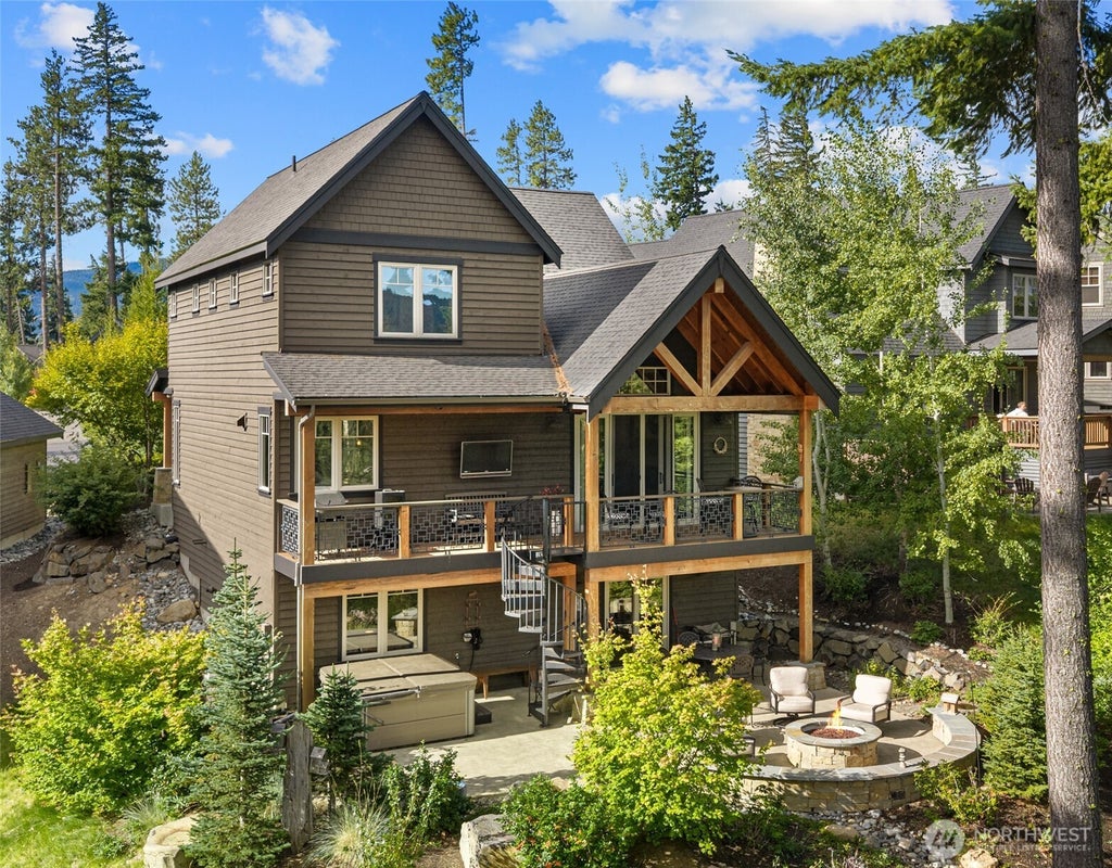 Photo of 151 Miners Camp Way Way, Cle Elum, WA 98922 (MLS # 2563927)