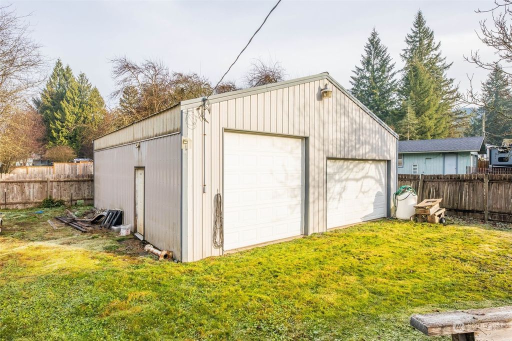 Photo of 14307 164th Street NE, Arlington, WA 98223 (MLS # 2315335)