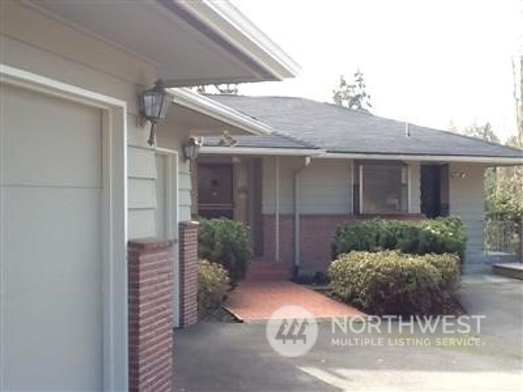 Photo of 1134 Bellevue Way SE, Bellevue, WA 98004 (MLS # 2132865)