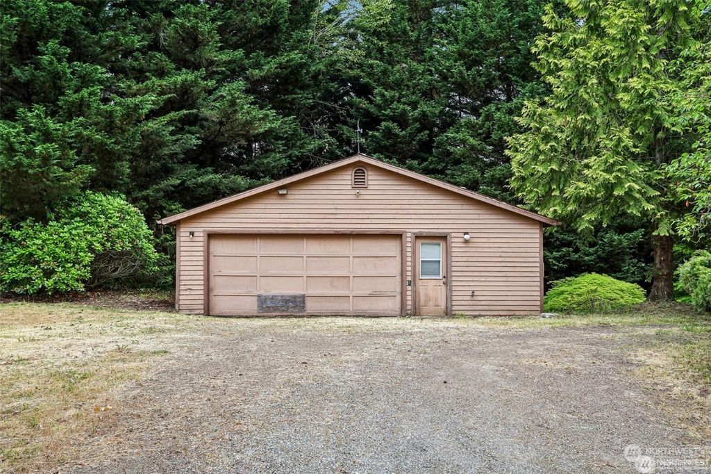 Photo of 19830 207th Avenue SE, Monroe, WA 98272 (MLS # 2271333)