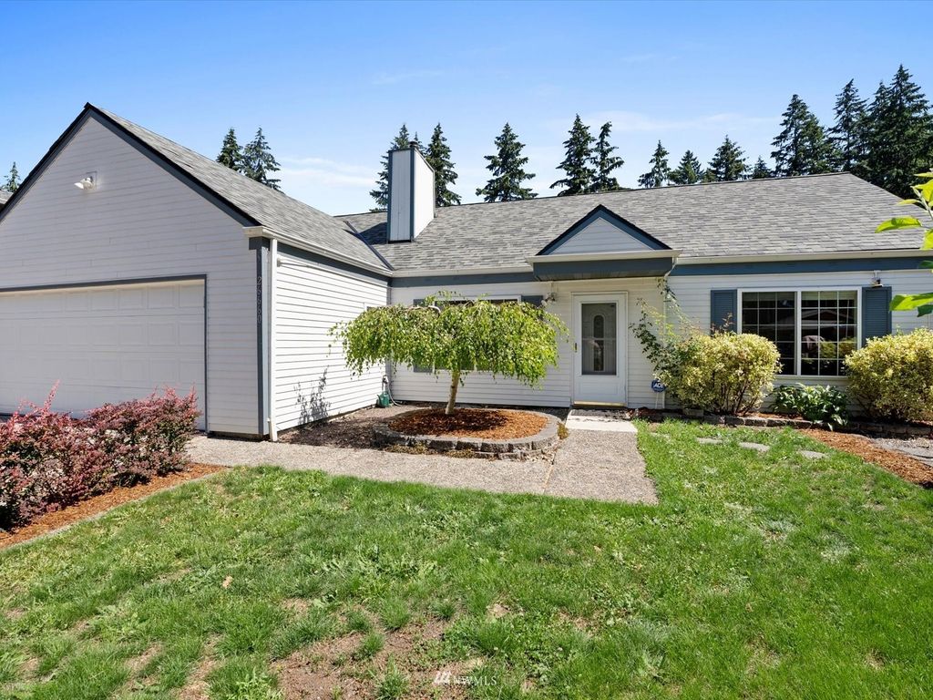 Photo of 26660 Timberlane Drive SE, Covington, WA 98042 (MLS # 1970876)