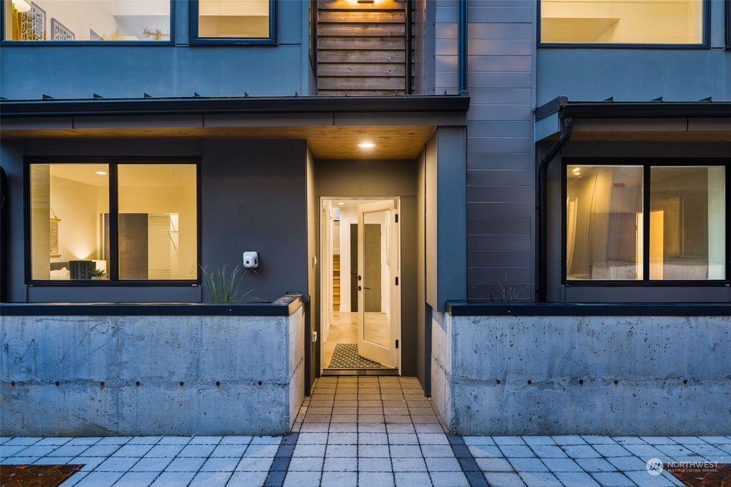 Photo of 6537 E 35th Avenue SW, Seattle, WA 98126 (MLS # 2194915)