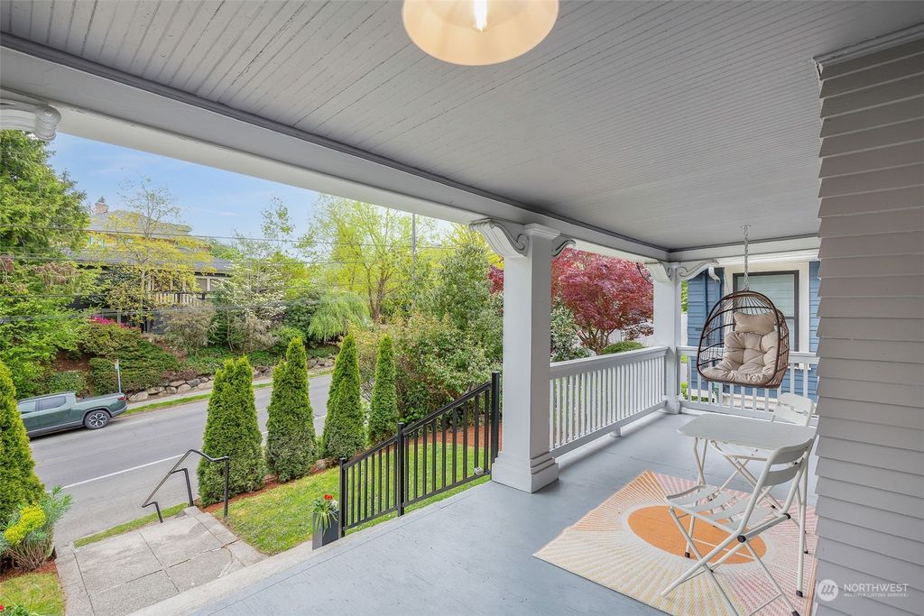 Photo of 1705 34th Avenue, Seattle, WA 98122 (MLS # 2228226)