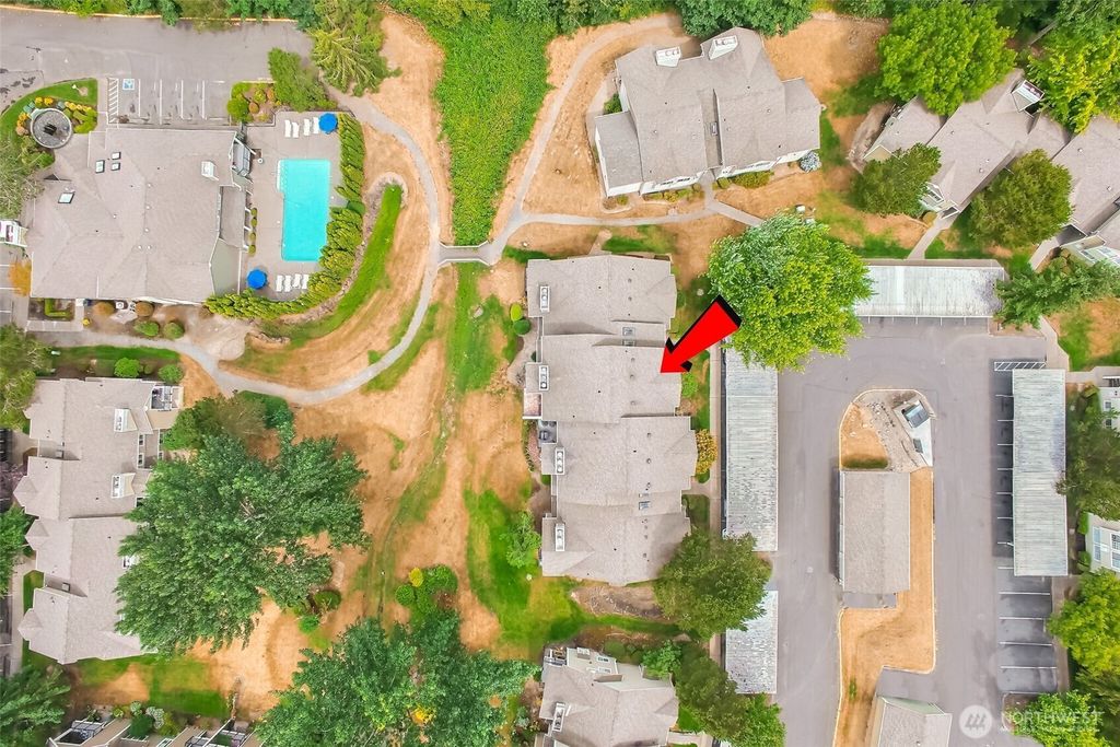 Photo of 1844 S 284th Lane #I-203, Federal Way, WA 98003 (MLS # 2409927)