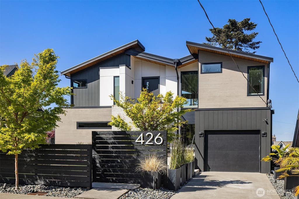 Photo of 426 Wheeler Street, Seattle, WA 98109 (MLS # 2545011)