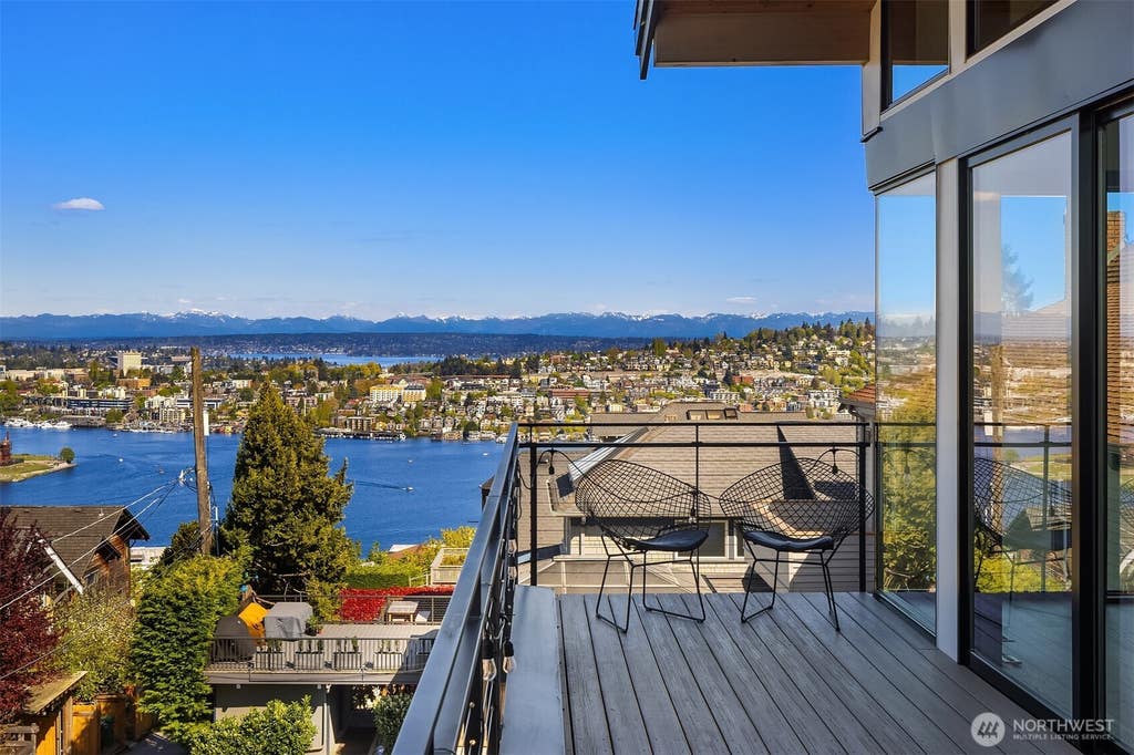 Photo of 426 Wheeler Street, Seattle, WA 98109 (MLS # 2545011)