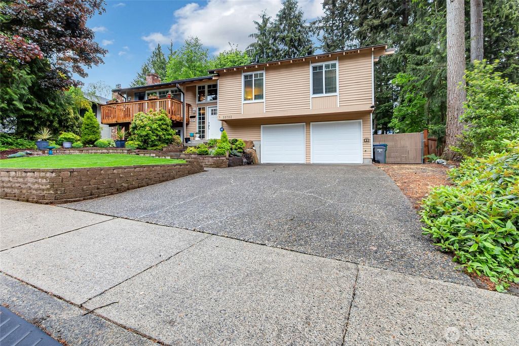 Photo of 33762 32nd Avenue SW, Federal Way, WA 98023 (MLS # 2522698)