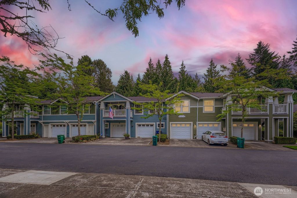 Photo of 10630 221st Lane NE #204, Redmond, WA 98053 (MLS # 2417991)