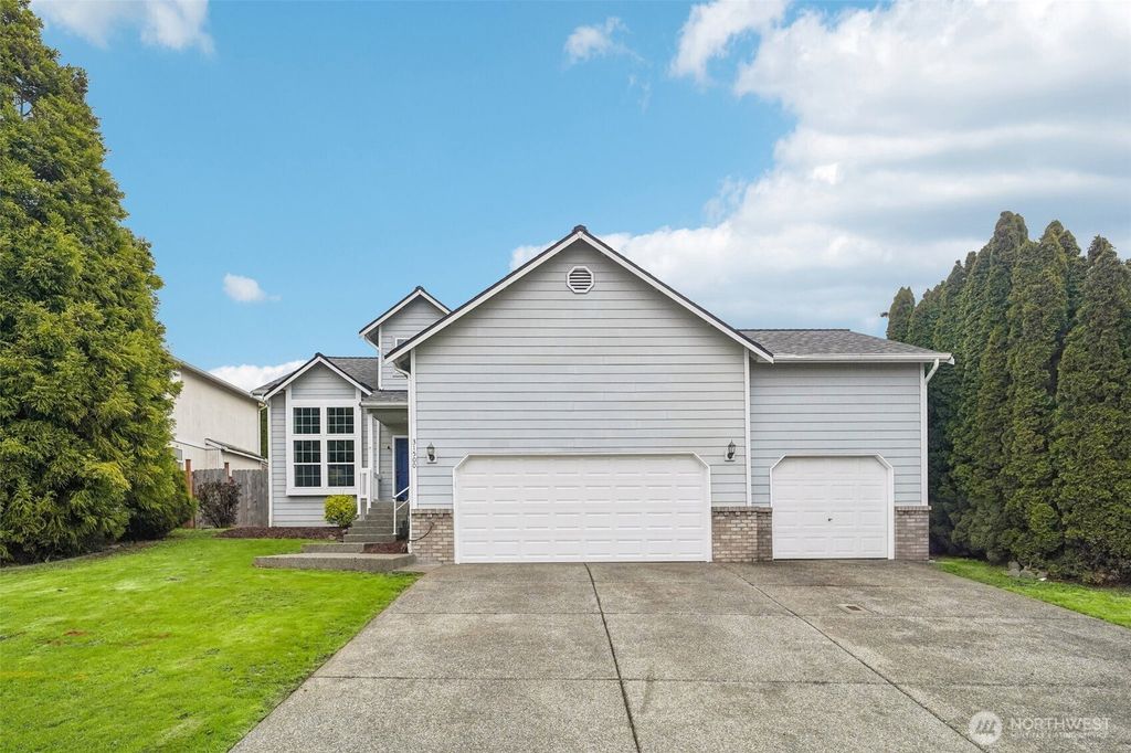 Photo of 31500 113th Avenue SE, Auburn, WA 98092 (MLS # 2498957)