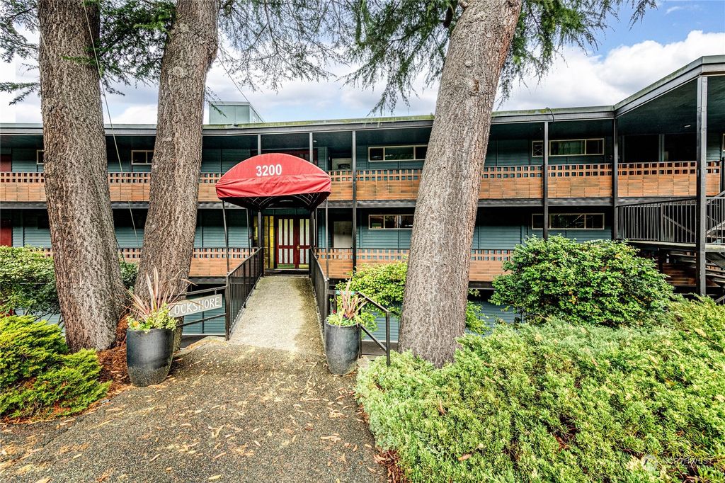 Photo of 3200 W Commodore Way #205, Seattle, WA 98199 (MLS # 2178849)