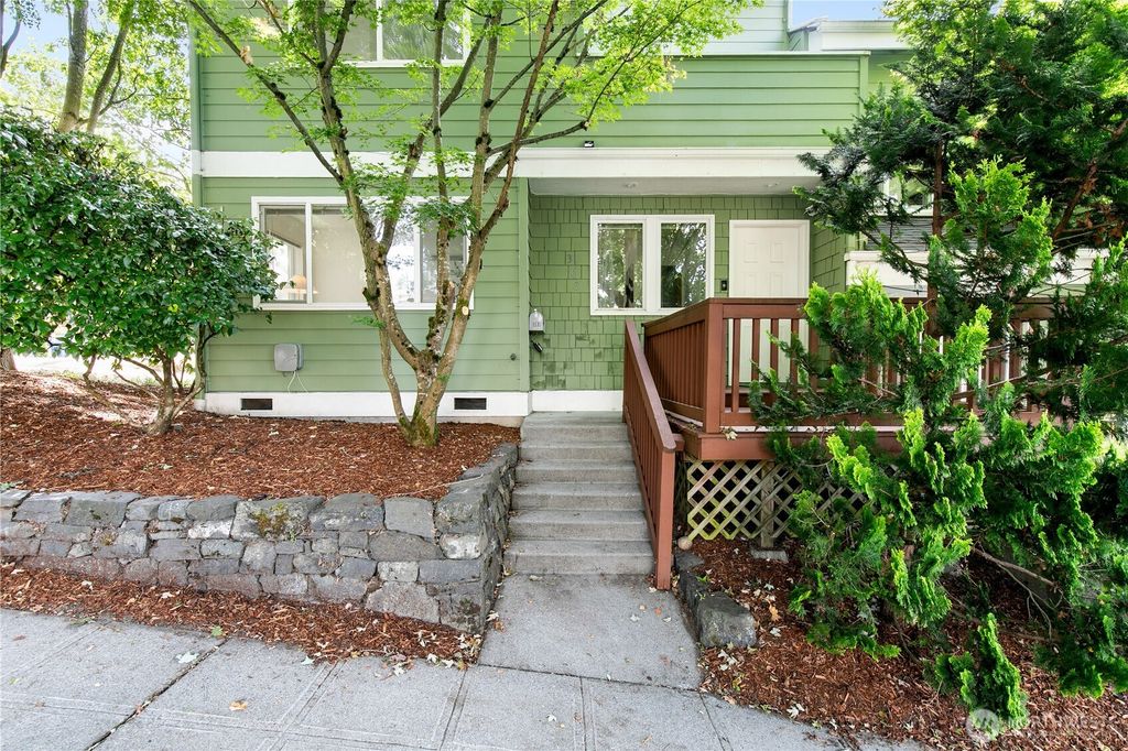 Photo of 303 NW 56th Street, Seattle, WA 98107 (MLS # 2424053)
