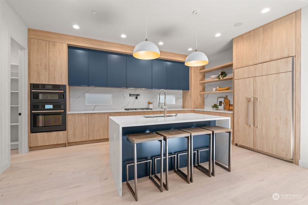 Photo of 12408 NE 75th Street, Kirkland, WA 98033 (MLS # 2294113)