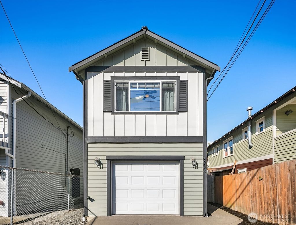 Photo of 3932 S Lucile Street, Seattle, WA 98118 (MLS # 2486545)