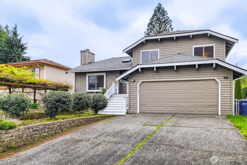 Photo of 22414 18th Avenue SE, Bothell, WA 98021 (MLS # 2516277)