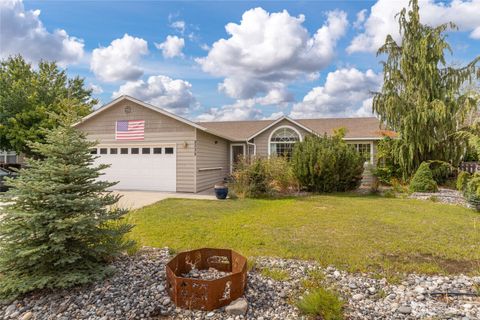 Photo of 2335 Veedol Drive, East Wenatchee, WA 98802 (MLS # 2425920)