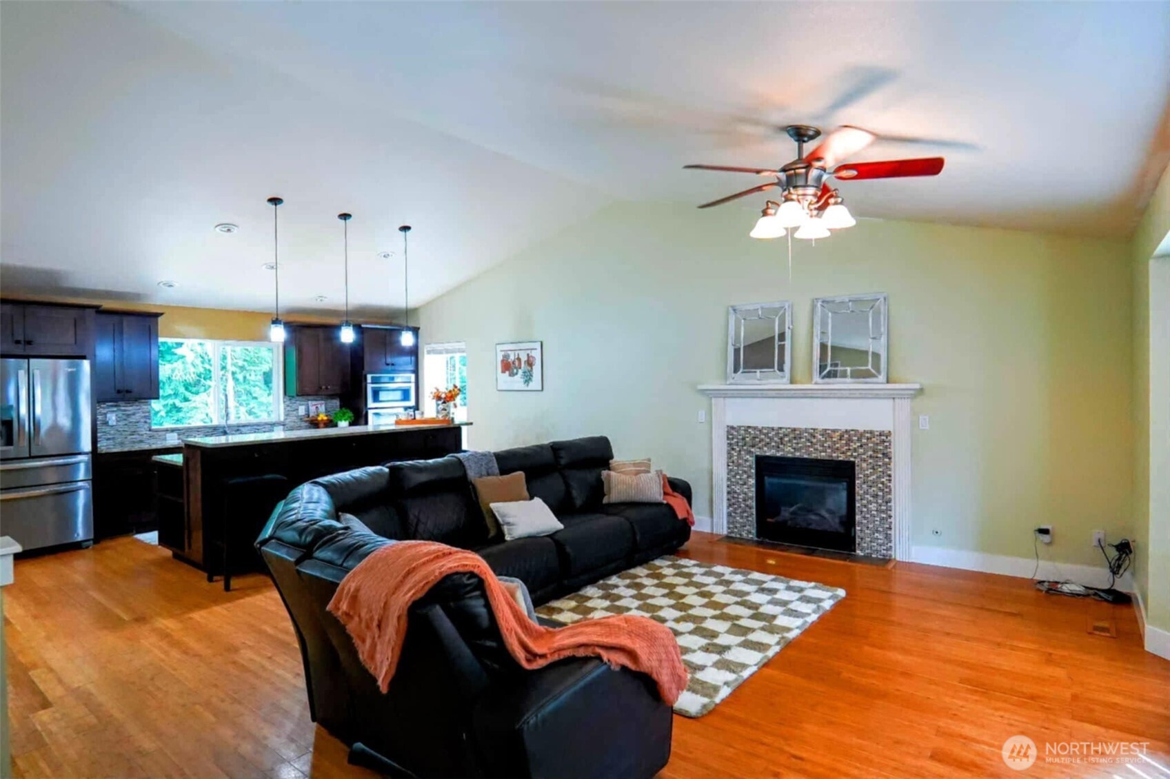 13704 Daybreak Place NW