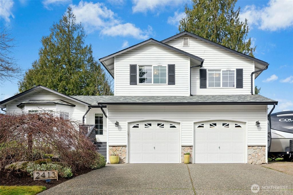 Photo of 2413 101st Street SE, Everett, WA 98208 (MLS # 2499410)