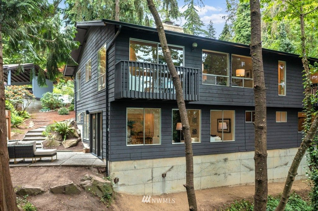 Photo of 17746 22nd Avenue NE, Shoreline, WA 98155 (MLS # 1944402)