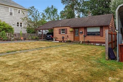 A home in Chehalis