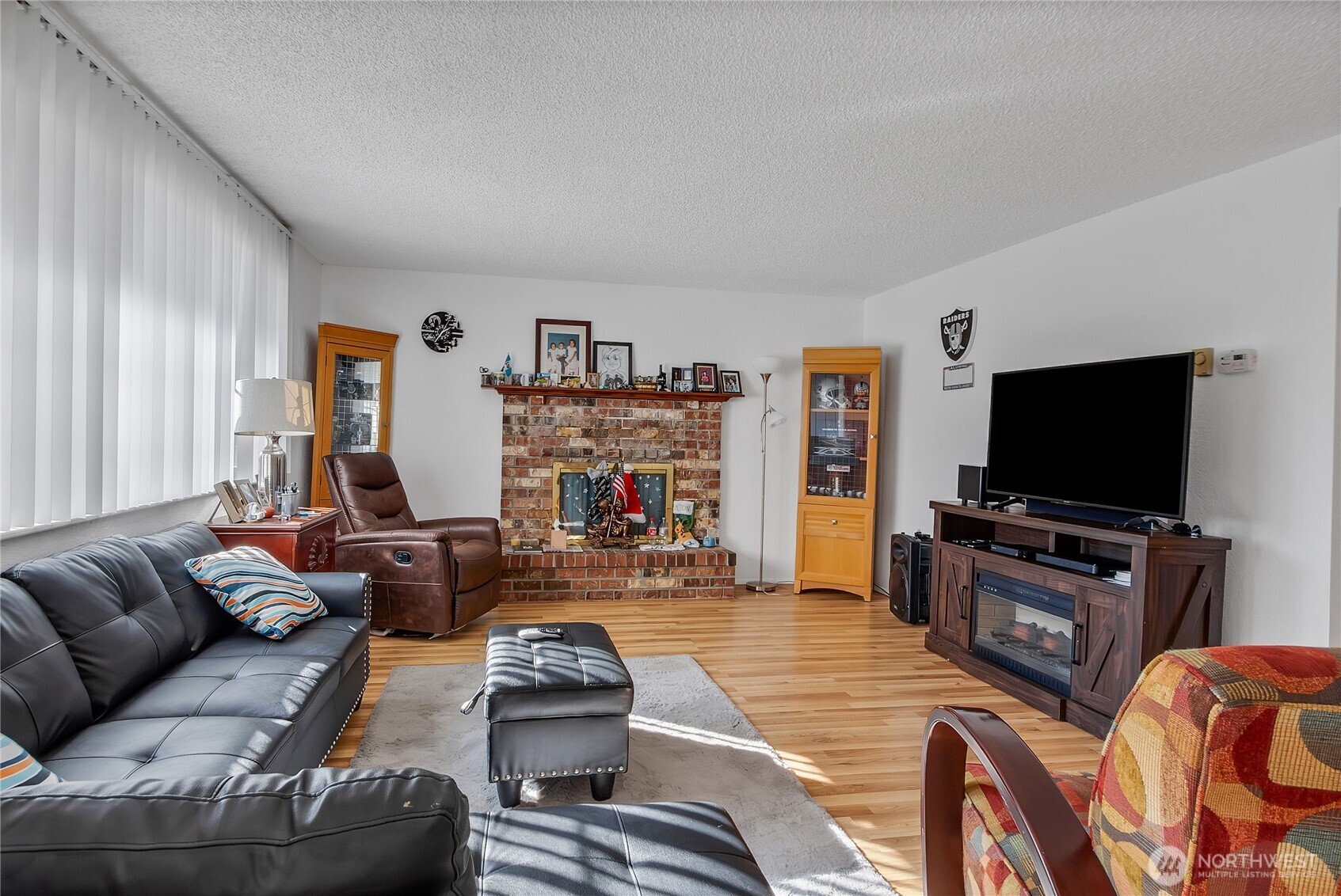 609 E 69th Street