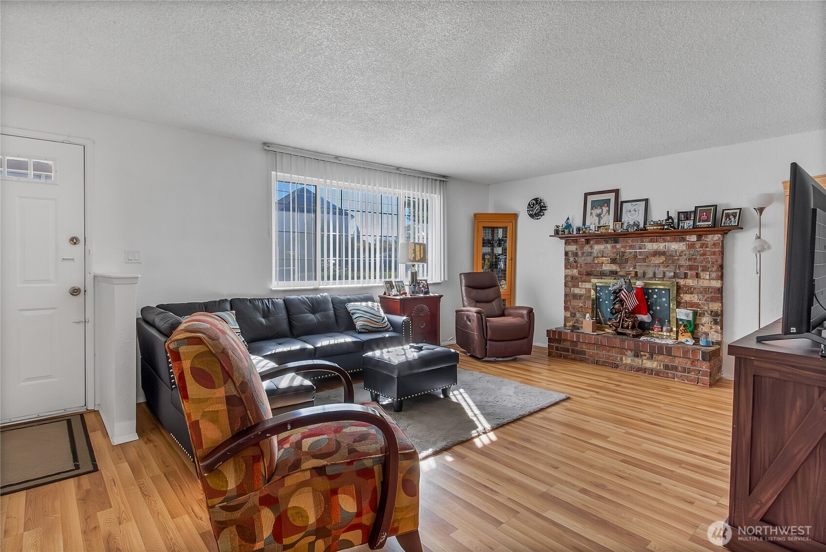 609 E 69th Street