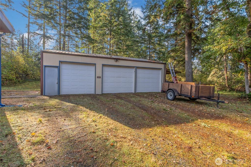 Photo of 31620 72nd Avenue S, Roy, WA 98580 (MLS # 2447892)