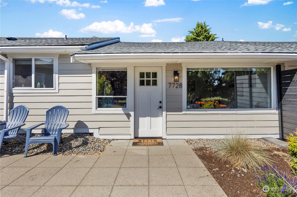 Photo of 7728 S 128th St St, Seattle, WA 98178 (MLS # 2135611)