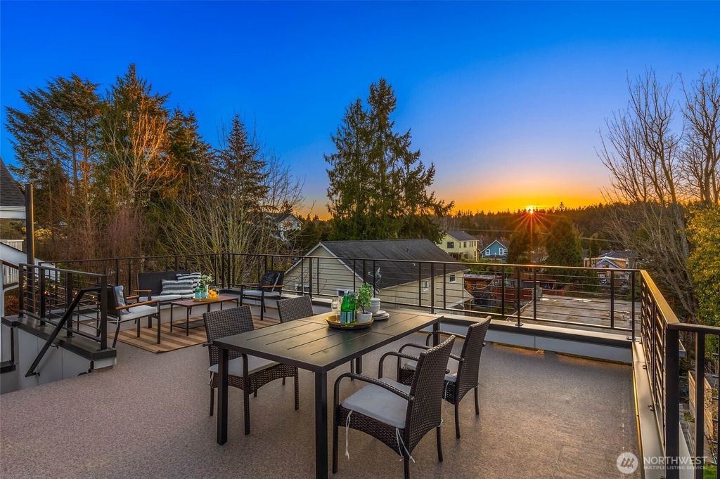 Photo of 4333 30th Avenue W #C, Seattle, WA 98199 (MLS # 2341632)