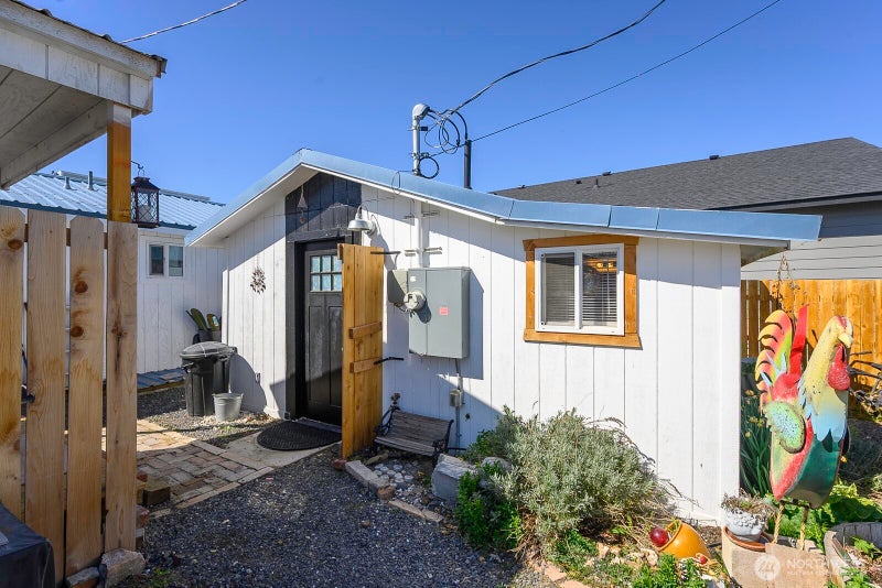 30 Cherry Street S