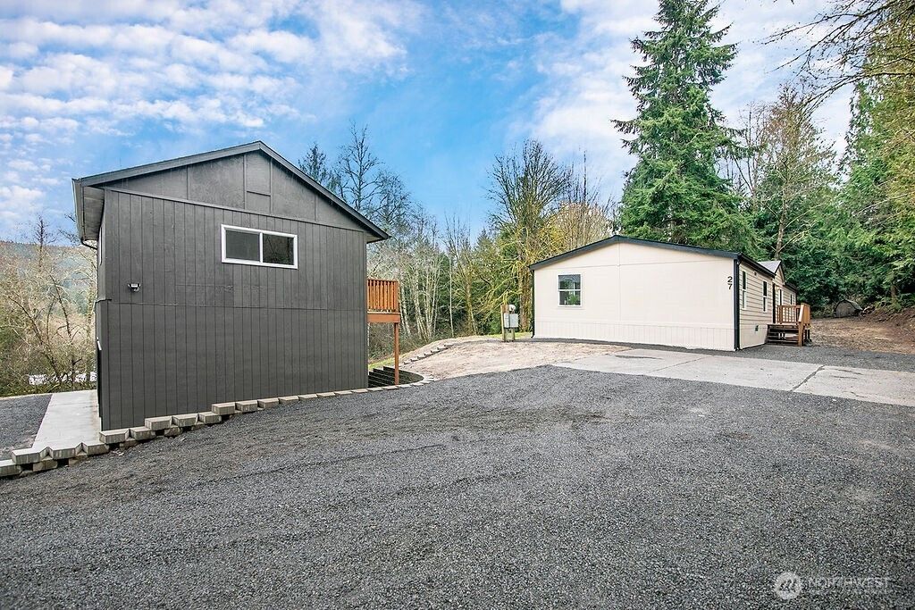 Photo of 27 Line Drive, Kelso, WA 98626 (MLS # 2494664)