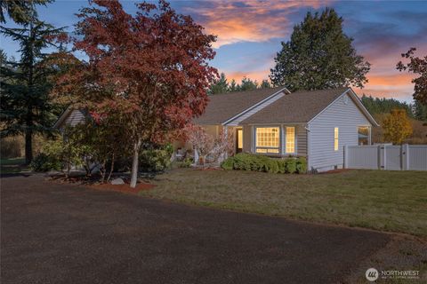 Photo of 138 N Prairie Road, Chehalis, WA 98532 (MLS # 2445102)