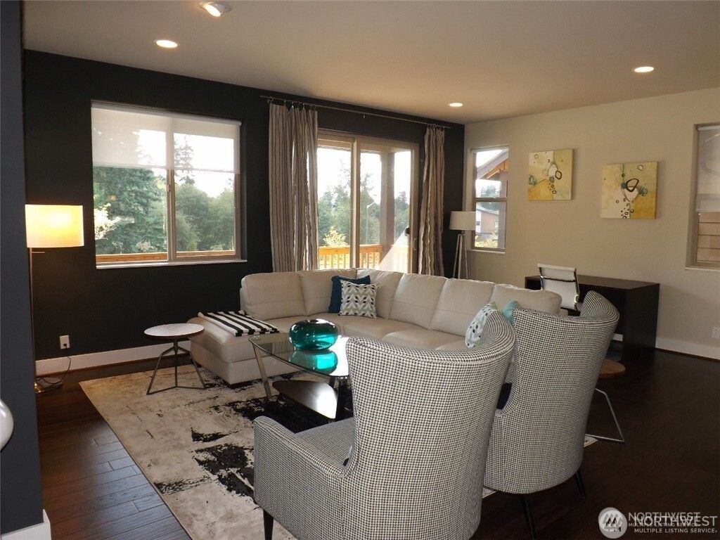 Photo of 8401 130th Place SE #B104, Newcastle, WA 98056 (MLS # 2473392)