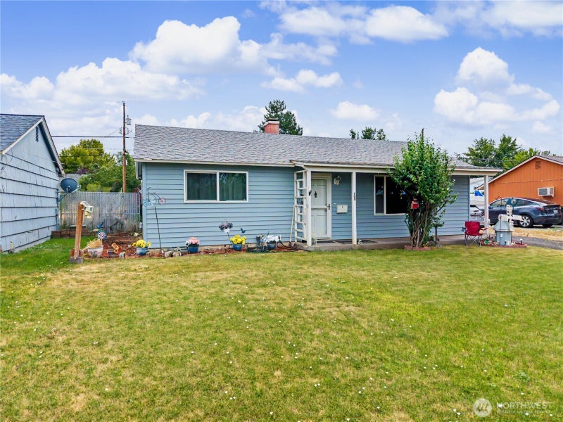 709 S Hawthorne Drive