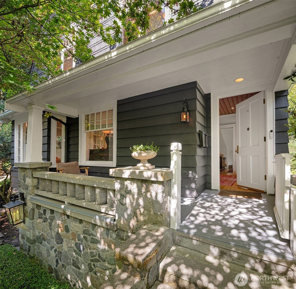 Photo of 3816 E Spring Street, Seattle, WA 98122 (MLS # 2581865)