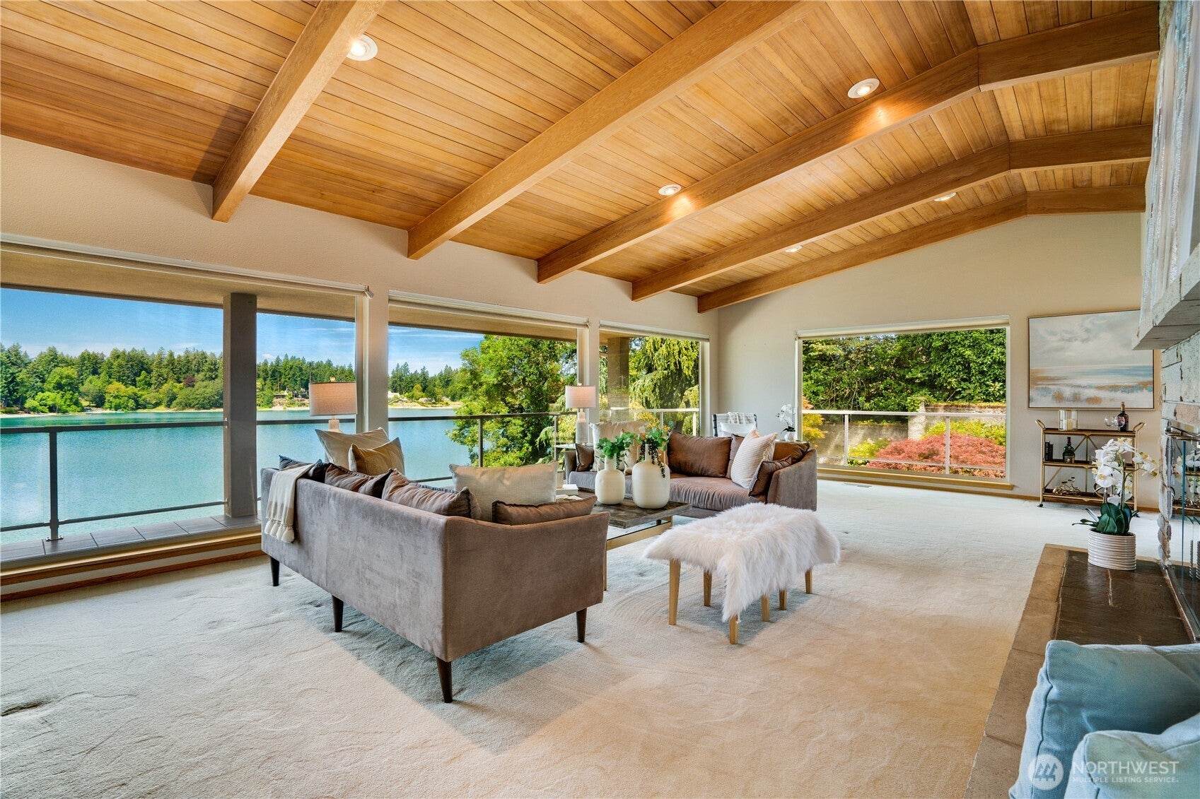 6638 Hilltop Lane