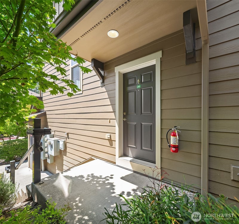 1900 Weaver Road J104