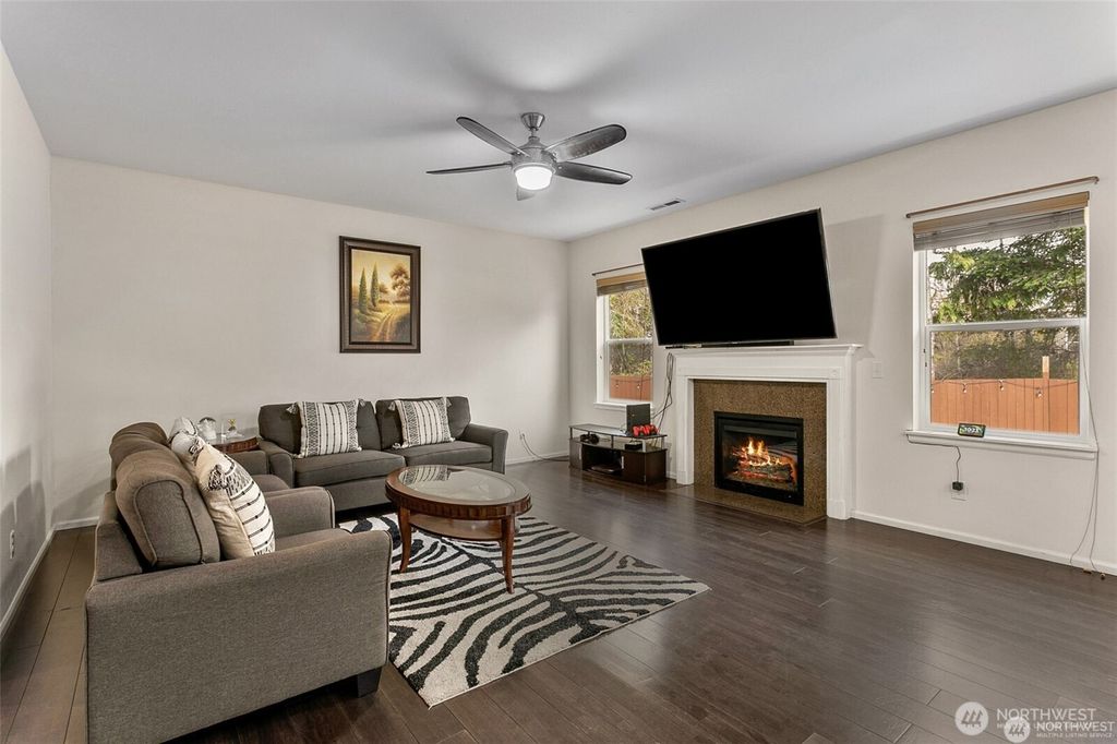 Photo of 12516 SE 279th Place, Kent, WA 98030 (MLS # 2360458)