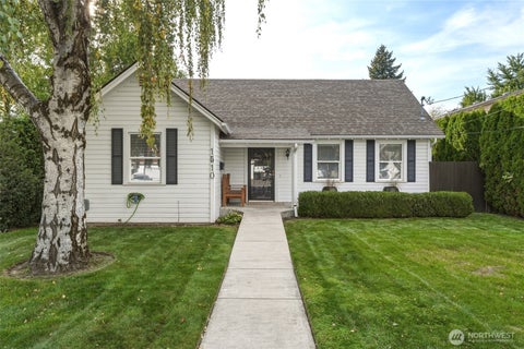 Photo of 1510 Howard Street, Walla Walla, WA 99362 (MLS # 2587509)