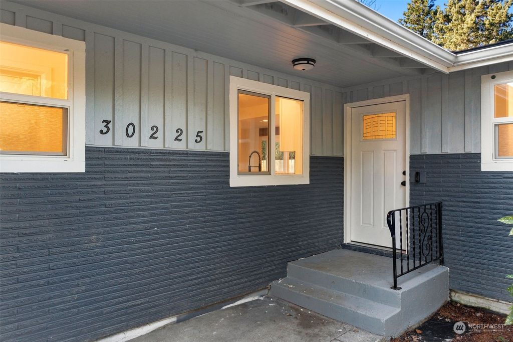 Photo of 30225 13th Place S, Federal Way, WA 98003 (MLS # 2031830)