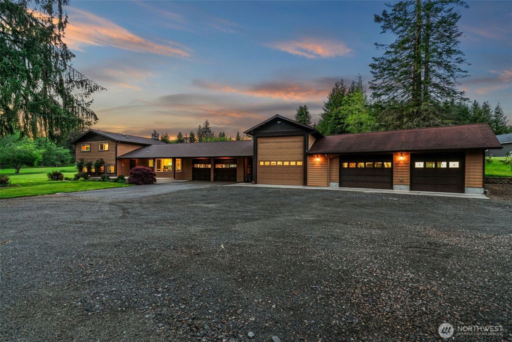 Photo of 1350 Stella Road, Longview, WA 98632 (MLS # 2515645)