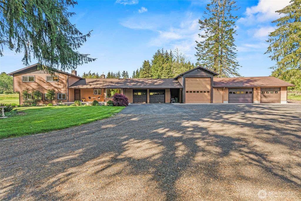 Photo of 1350 Stella Road, Longview, WA 98632 (MLS # 2515645)