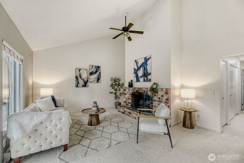 Photo of 12904 126th Court NE #J302, Kirkland, WA 98034 (MLS # 2480505)