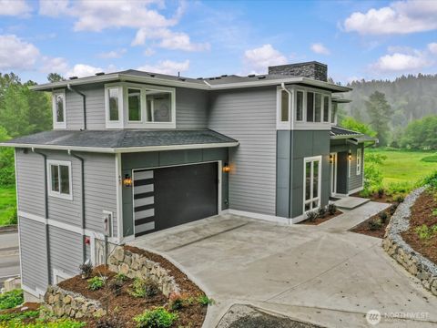 667 17th Avenue NW Issaquah WA 98027